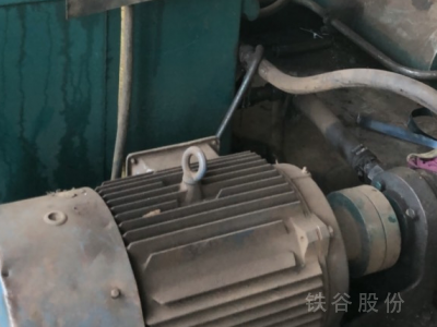 現代220挖機，華宏200噸圖5