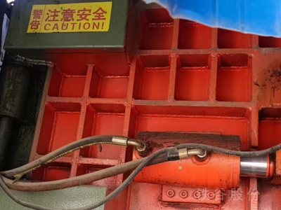 華磊125噸打包機，單主機圖1
