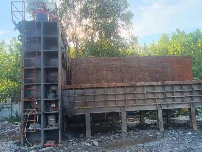 場地轉讓出售一臺21年江山重工1000噸龍門剪圖2