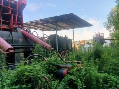 場地轉讓出售一臺21年江山重工315金屬打包機圖4