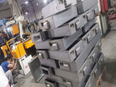 正信激光機械手雙工位連續激光激光焊接機圖2