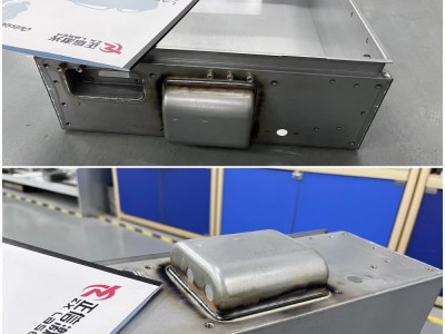正信激光機械手雙工位連續激光激光焊接機圖3